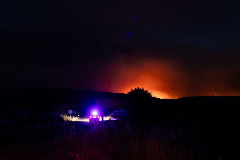 Rural.- Galicia se ofrece a movilizar más personal para luchar contra los incendios en Madrid y Ávila