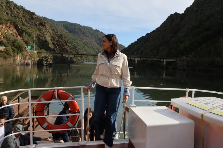 Carmela López ve a la Ribeira Sacra «Patrimonio Mundial por sus valores» y confía en lograrlo el próximo año