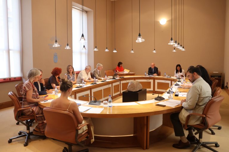 El Parlamento debatirá el jueves el techo de gasto de la Xunta para 2027