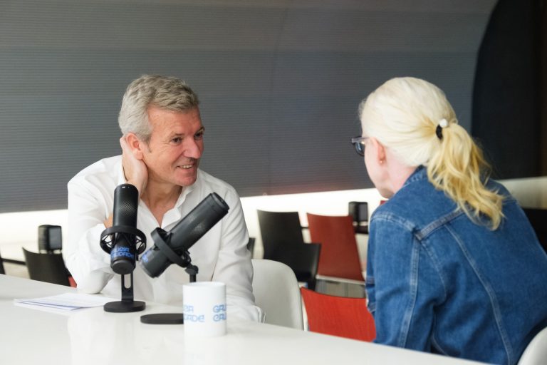 Rueda lanza el segundo episodio de su podcast con la triatleta Susana Rodríguez Gacio como protagonista