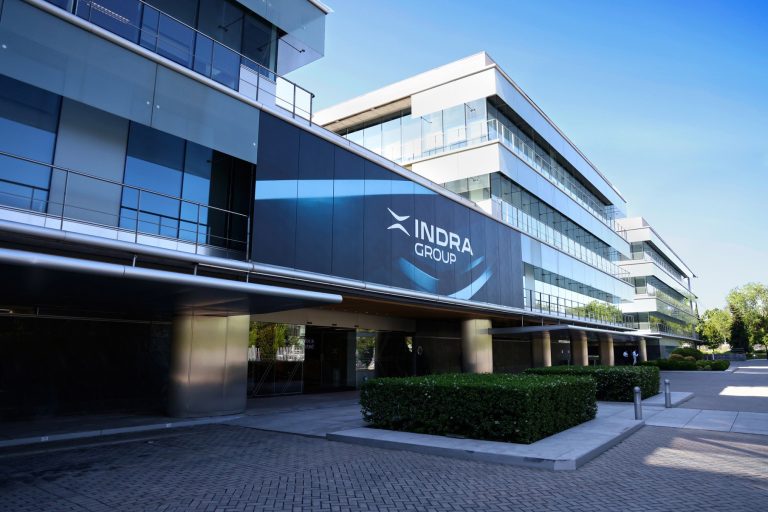 AV.- Indra pondrá en marcha una nueva planta de producción de vehículos militares en As Pontes (A Coruña)
