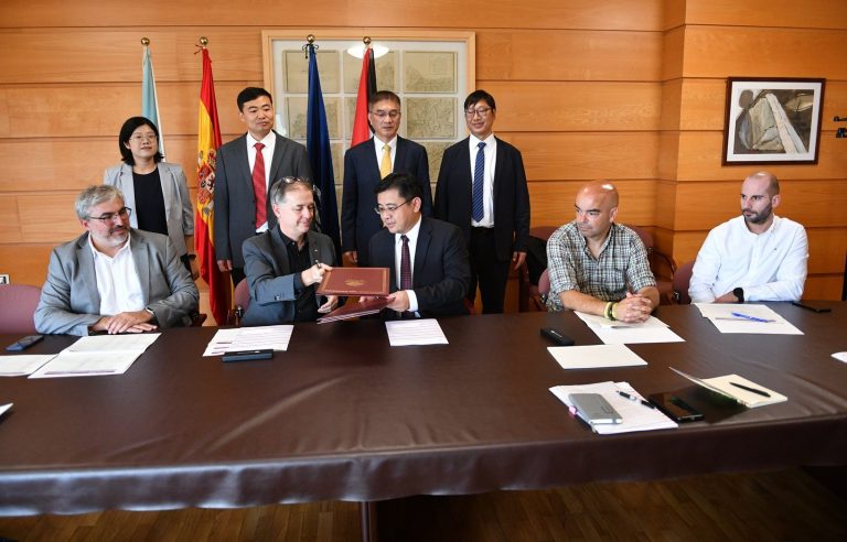 La UDC y la Universidad de Tecnología de Anhui abordan un proyecto para ofrecer dobles titulaciones en China