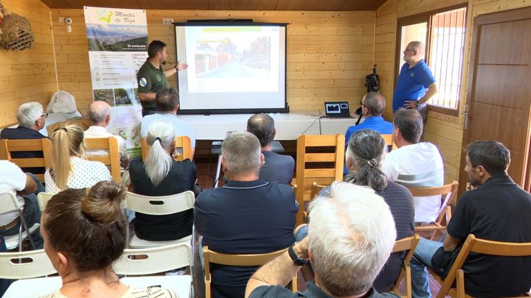 Rural.- Charlas para saber como actuar ante un incendio: «Hay miles de viviendas en peligro y tenemos que hacer algo»