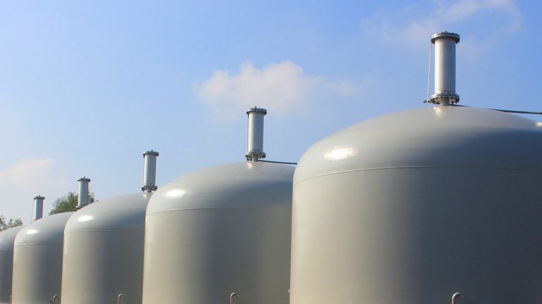 El Gobierno destina más de 133 millones a un proyecto de Repsol en Arteixo (A Coruña) para producir H2 renovable