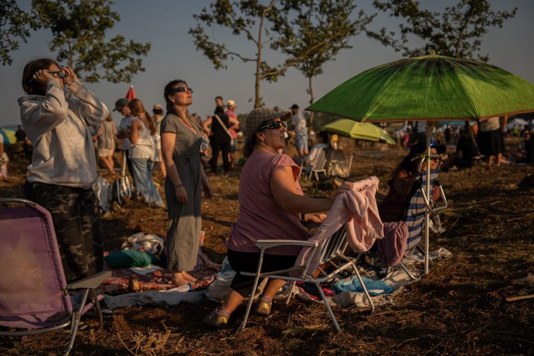Turismo.- El eclipse llenó los hoteles gallegos con reservas cerradas desde hace meses