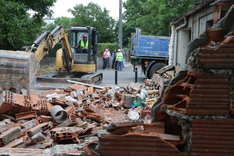 El Ayuntamiento de Lugo derriba el tapón urbanístico de Dona Urraca para «restablecer la seguridad» en la zona