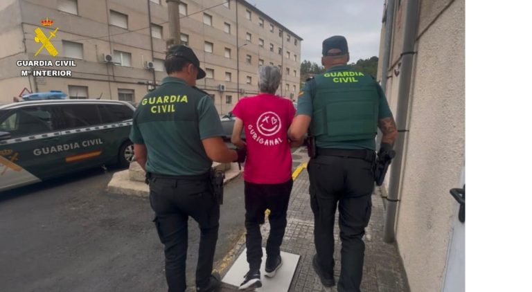 Sucesos.- Detenido un hombre e investigado otro por tres robos con fuerza en establecimientos de la provincia de Ourense