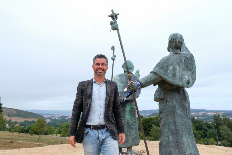 Marcos Gómez, comisario Xacobeo: «Si perdemos la esencia del Camino, acabaremos matando la gallina de los huevos de oro»