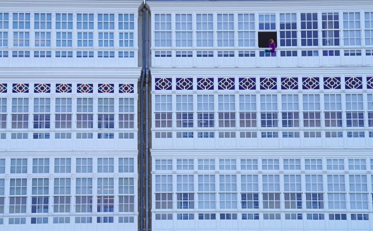 La Plataforma Polo Dereito á Vivenda presenta una nueva denuncia colectiva contra pisos turísticos ilegales en A Coruña