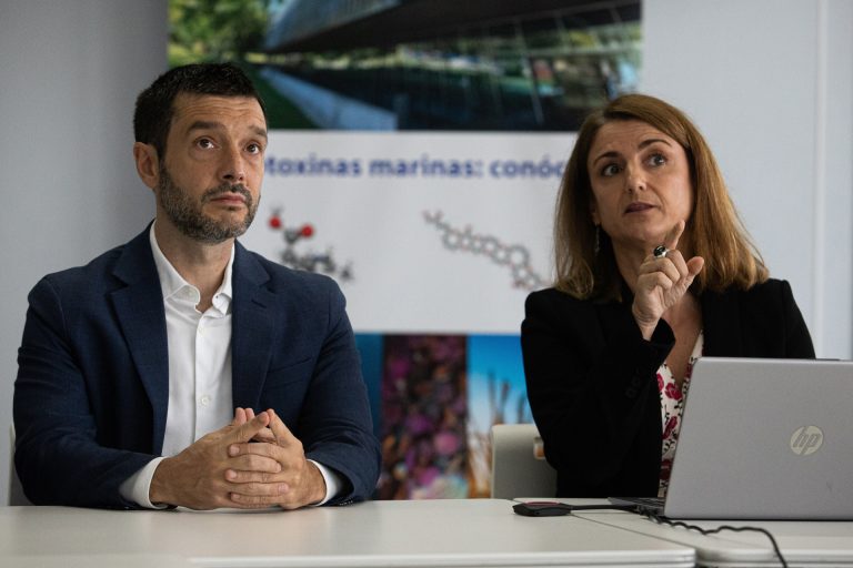 Bustinduy recalca que se cumplirá la ley en Ceuta y afea a la derecha que se alinee con quienes atacan a España