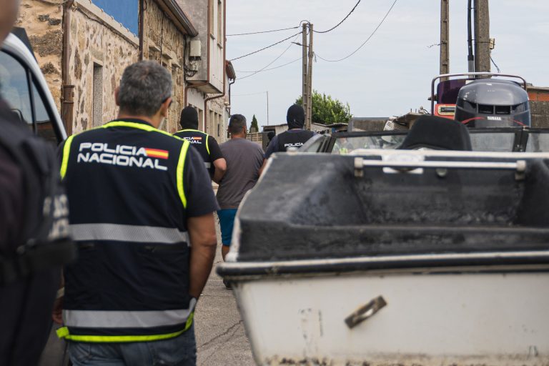 Prisión para el líder del clan de Os Fanchos y otros dos varones por el alijo de cocaína de A Pobra