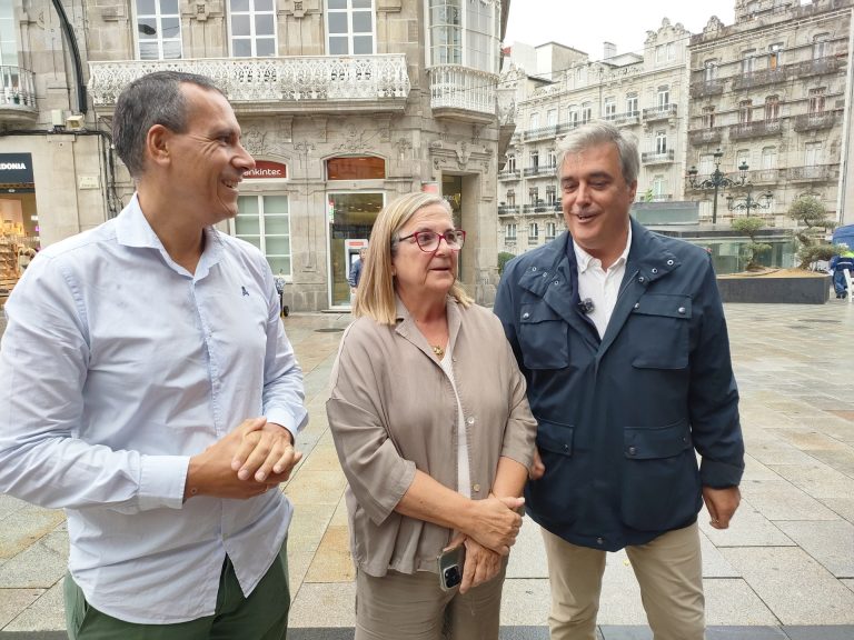 PP denuncia en Vigo el «abandono» del Gobierno de Sánchez a los autónomos y la negativa a bajar impuestos a las familias