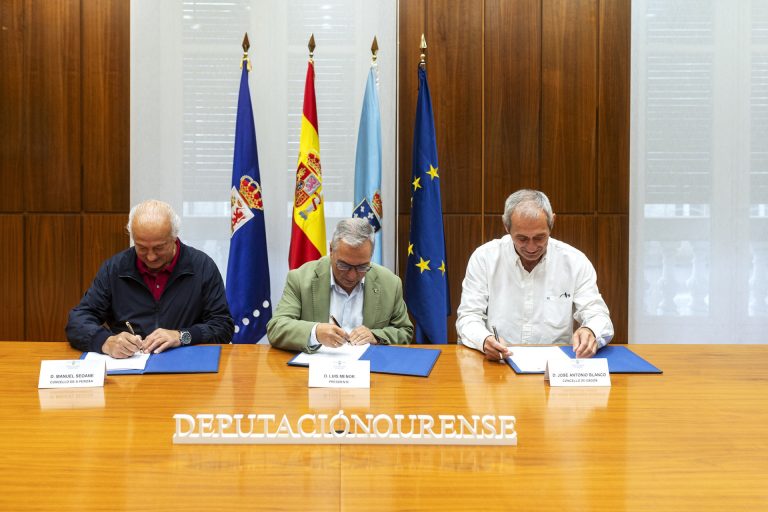 Diputación de Ourense moviliza 1,06 millones de euros para mejorar instalaciones deportivas en Esgos, A Peroxa y Pereiro