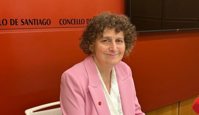 El gobierno de Santiago comparecerá en el pleno sobre Fly2Galicia y asegura que el contacto llegó por Aena