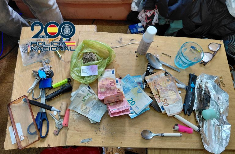 Desarticulado en Vigo un punto de venta y ‘cocinado’ de drogas, con un detenido y 30 gramos de heroína intervenida