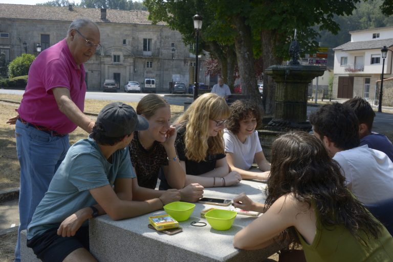 Municipios de Ourense buscan iniciativas frente a la sangría demográfica: «No hay pueblo sin futuro, sino sin proyecto»