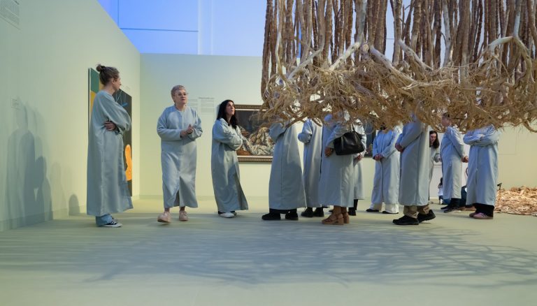 La exposición ‘As estación do ano’ inicia su última semana en Santiago con 36.000 visitas recibidas en seis meses