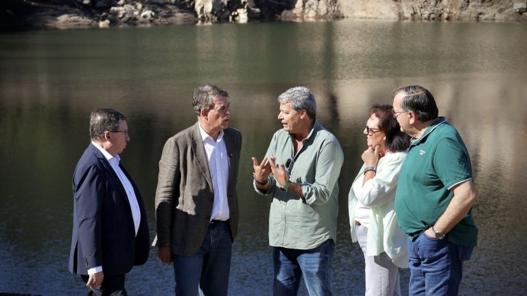 Besteiro exige a la Xunta planificación global y de futuro para el agua, y no limitarse a «confiar en que llueva»