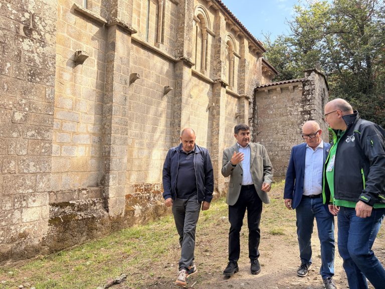 Pedro Blanco destaca el «enorme valor patrimonial» del Monasterio de Santa Cristina de Ribas de Sil (Ourense)
