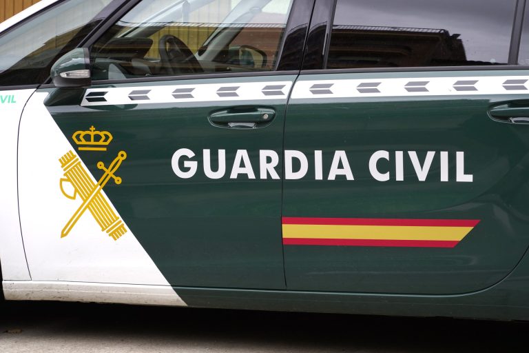 Sucesos.- Investigan un atraco a punta de pistola en una sucursal bancaria de Catoira (Pontevedra)