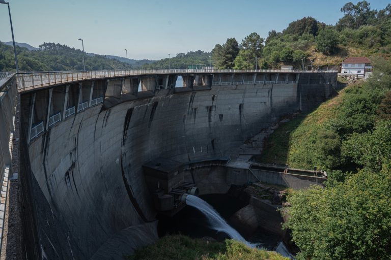Vigo suministrará agua a Baiona desde el lunes para atender a su petición ante problemas de abastecimiento