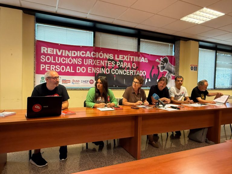 Docentes de concertada piden a la Xunta un calendario para recuperar «acuerdos bloqueados» y homologar sus condiciones