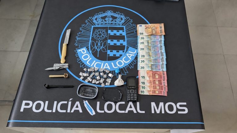 Sucesos.- Detenido en Mos (Pontevedra) un hombre al que la Policía Local le intervino más de veinte dosis de heroína