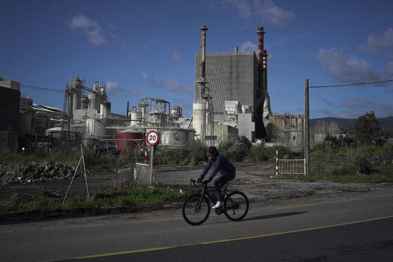 La producción industrial solo sube un 0,2% en Galicia en julio, segundo peor dato entre comunidades