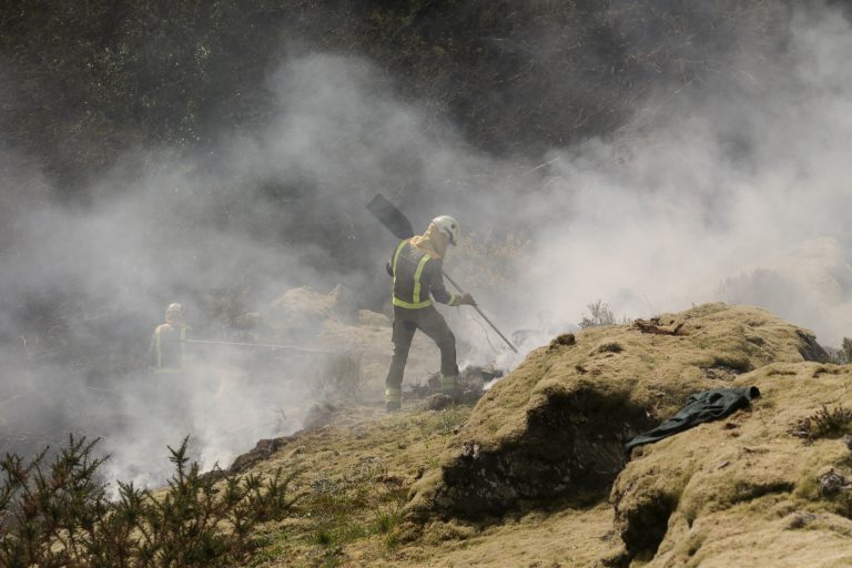 Rural.- La Xunta tuvo que retirar más de 2.600 autorrescatadores respiratorios de brigadistas por «incidencias»