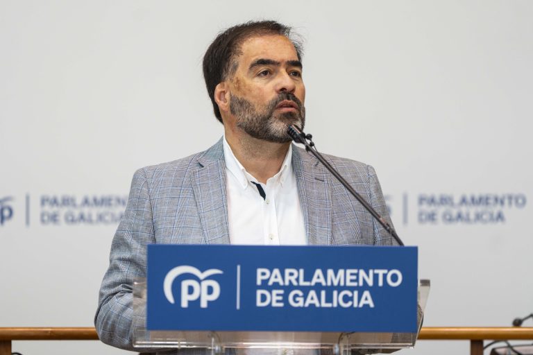 El PPdeG censura que el Gobierno trate de zanjar la crisis de Ceuta con la dimisión de «cualquiera que pasase por allí»