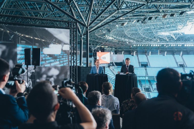 El Ayuntamiento de Vigo y el RC Celta formalizan la concesión para 50 años del Estadio Abanca Balaídos