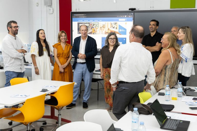 El Plan de Formación Docente de Galicia abarcará este curso 6.400 actividades