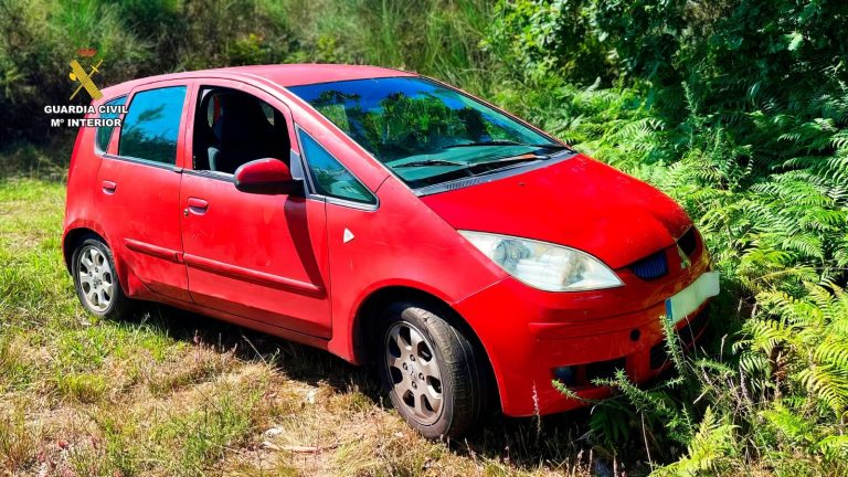 Desarticulado un punto de venta de drogas en Boiro con el ingreso en prisión dos personas