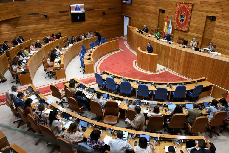 Pleno.- La ley de educación digital de Galicia sigue su tramitación entre críticas de PSdeG y BNG de «falta de diálogo»