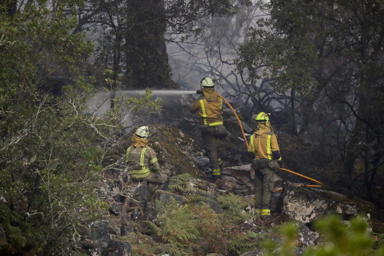 Rural.- La Xunta amplía la época de alto riesgo de incendios forestales hasta el 15 de octubre